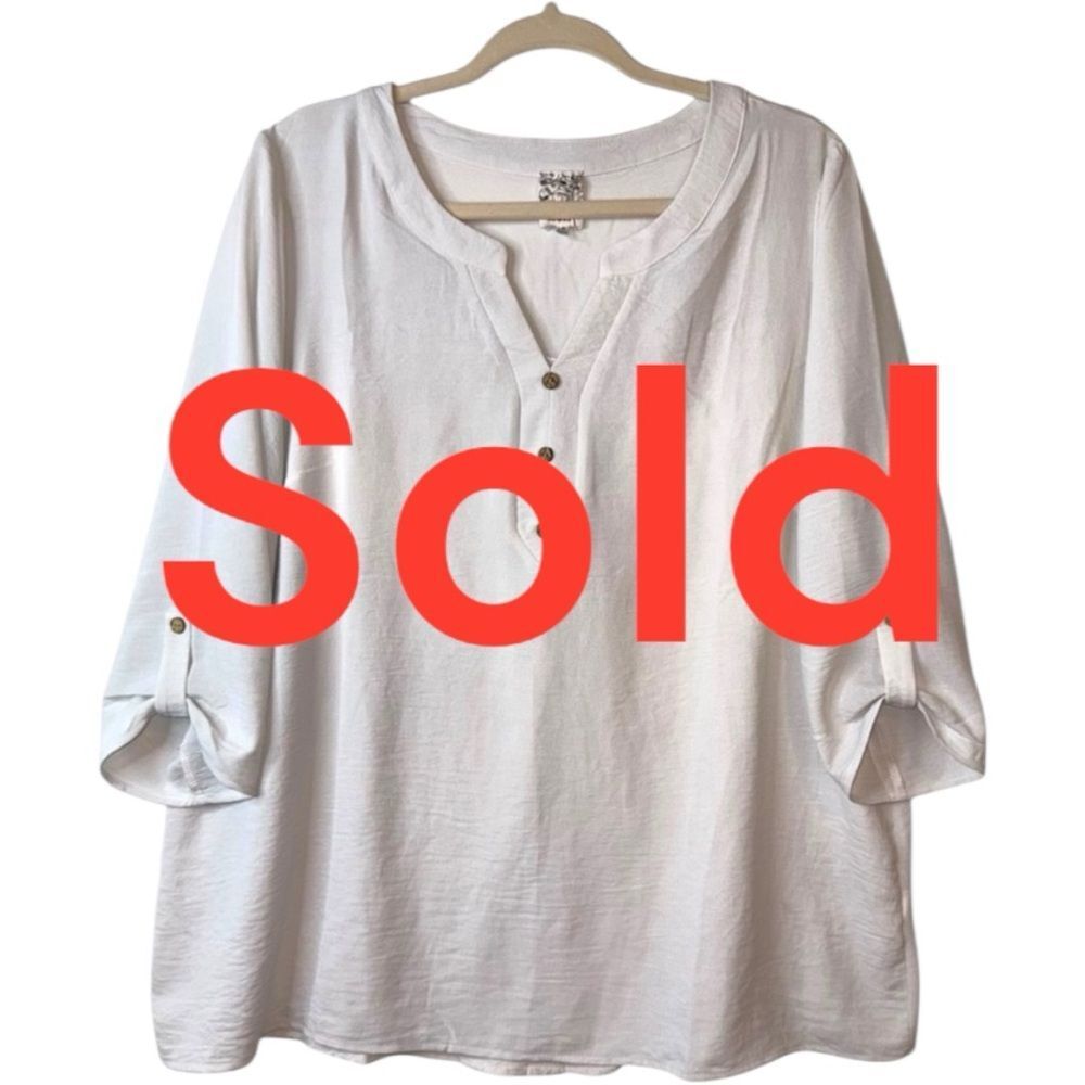 Naif 3/4 Sleeve Woman’s Light Gray V-Neck Flowy Lightweight Casual 1X